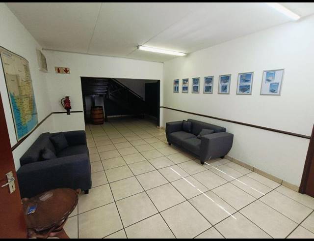 INDUSTRIAL PROPERTY TO RENT IN HALFWAY HOUSE